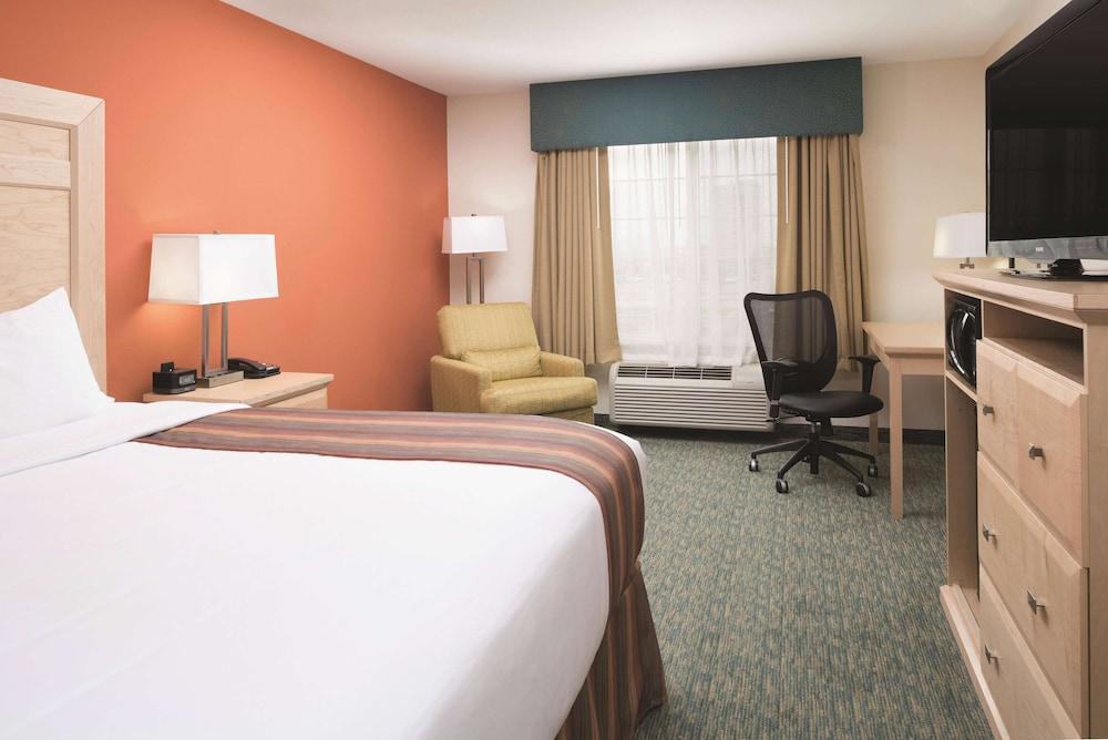 La Quinta By Wyndham Grand Forks Otel Dış mekan fotoğraf