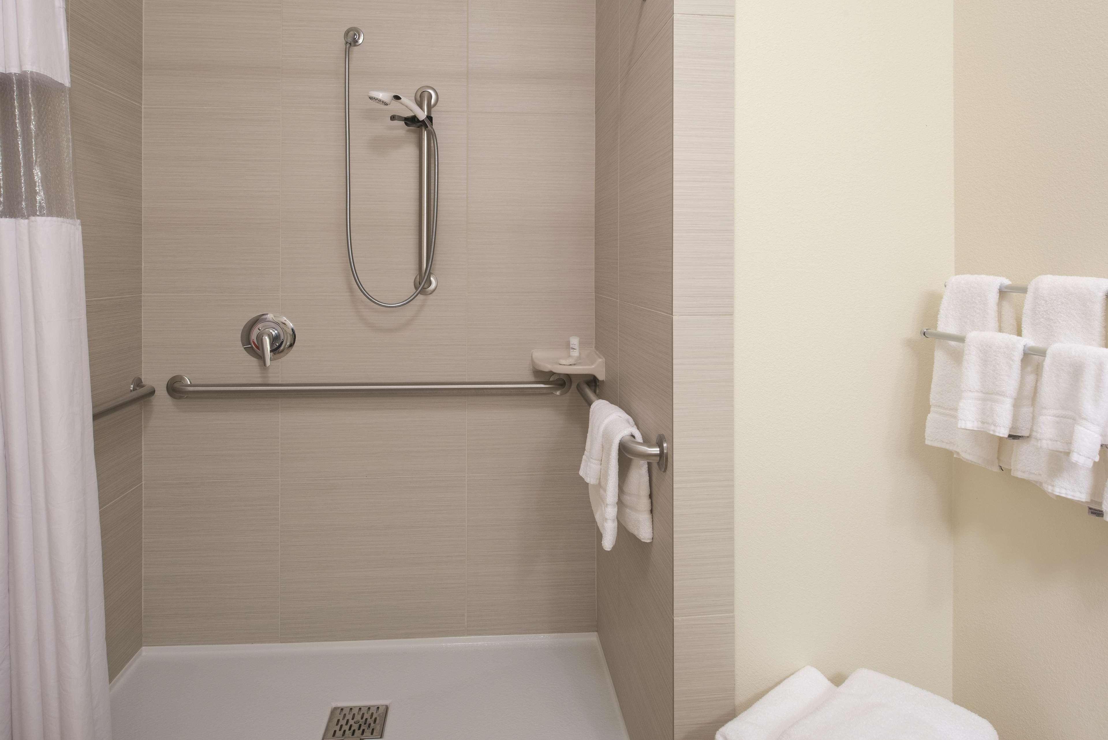 La Quinta By Wyndham Grand Forks Otel Dış mekan fotoğraf