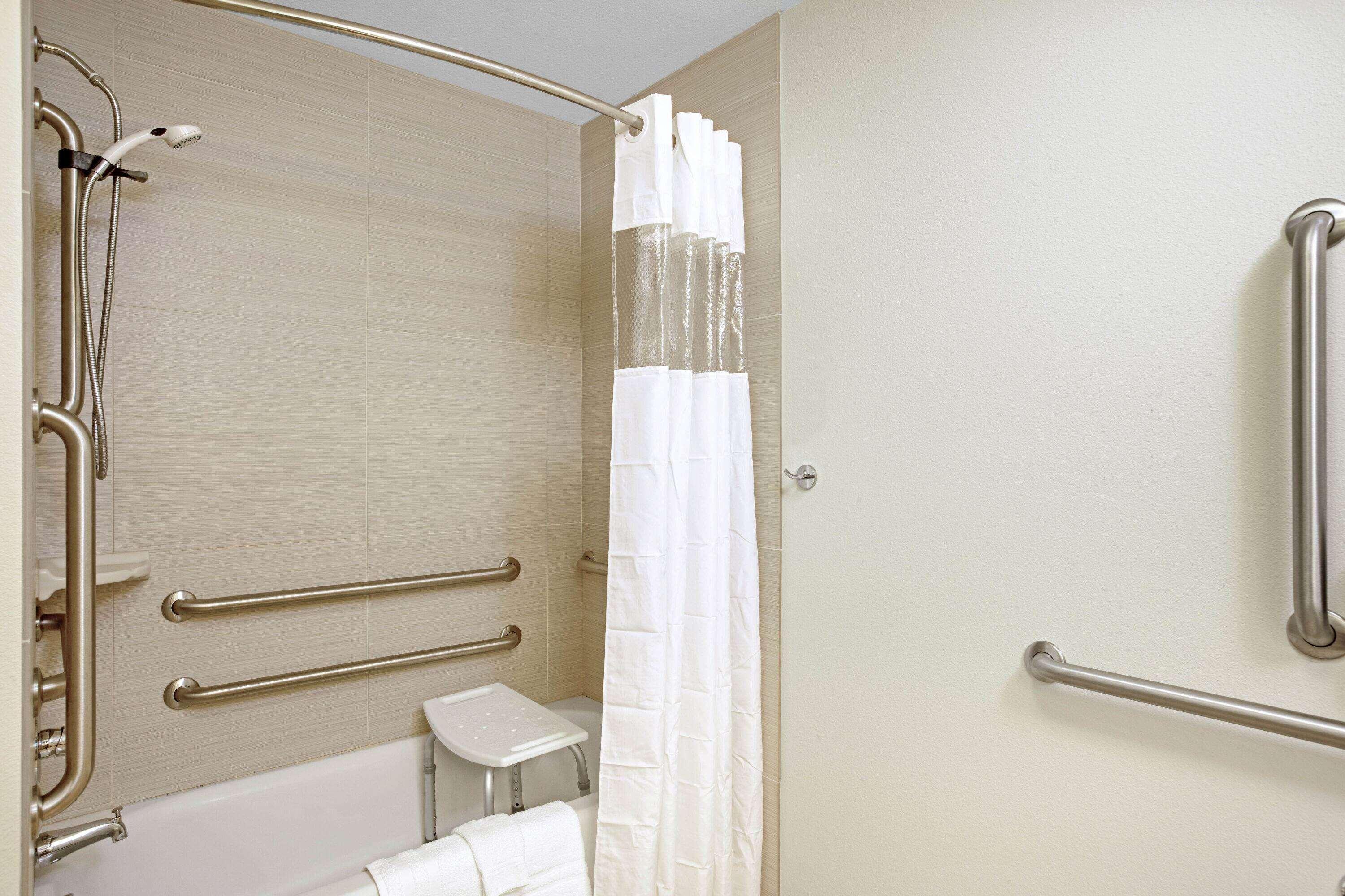 La Quinta By Wyndham Grand Forks Otel Dış mekan fotoğraf