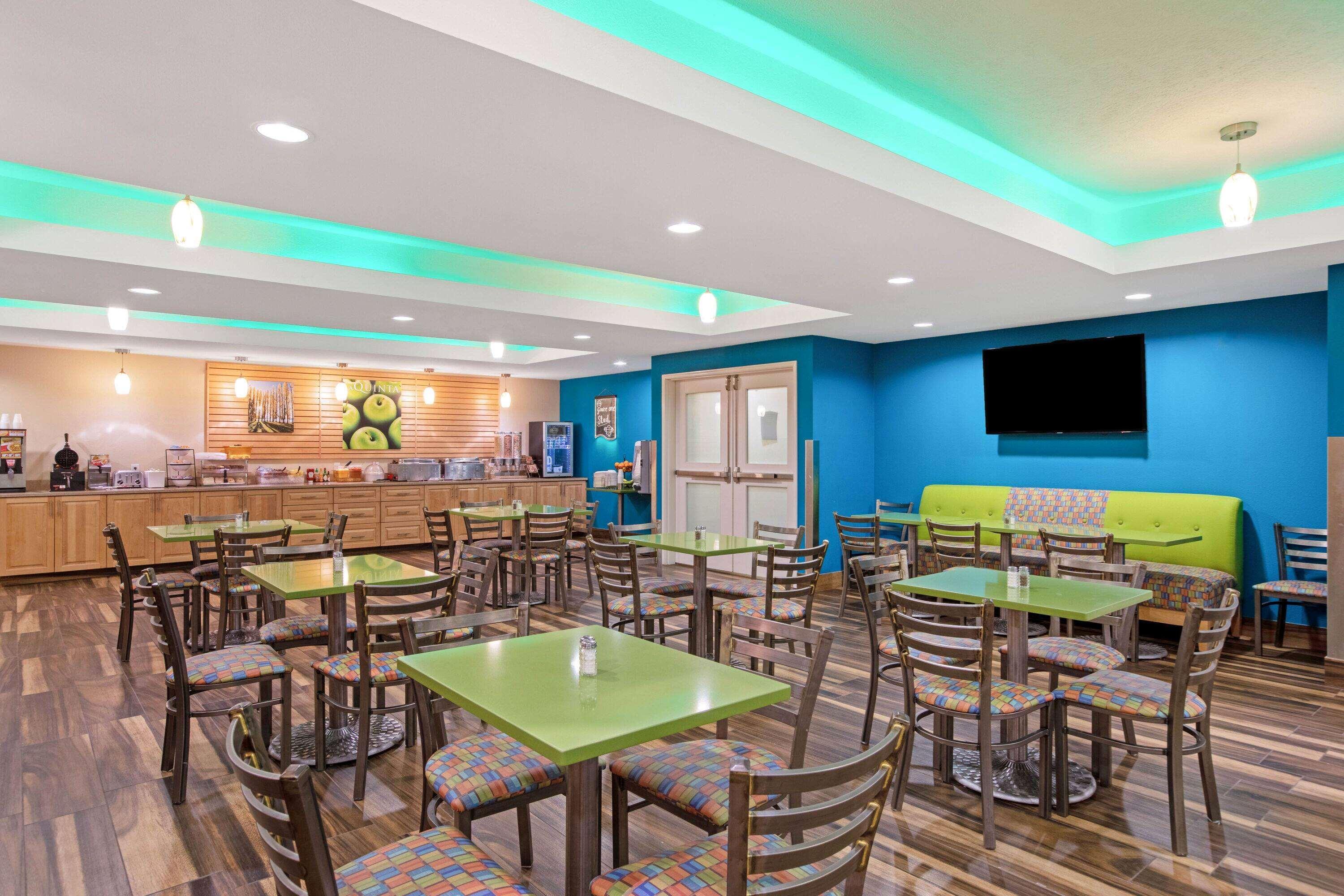 La Quinta By Wyndham Grand Forks Otel Dış mekan fotoğraf