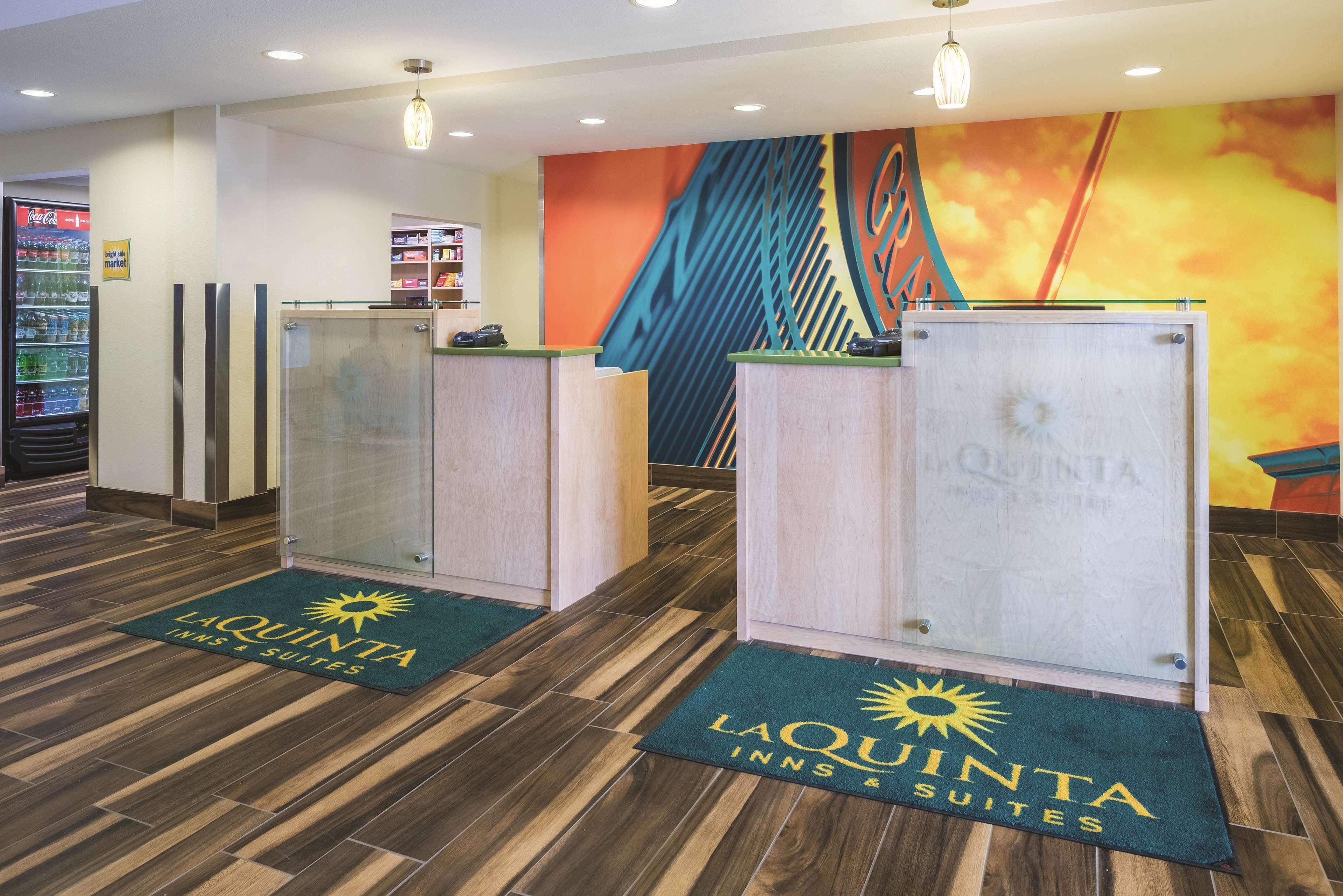 La Quinta By Wyndham Grand Forks Otel Dış mekan fotoğraf