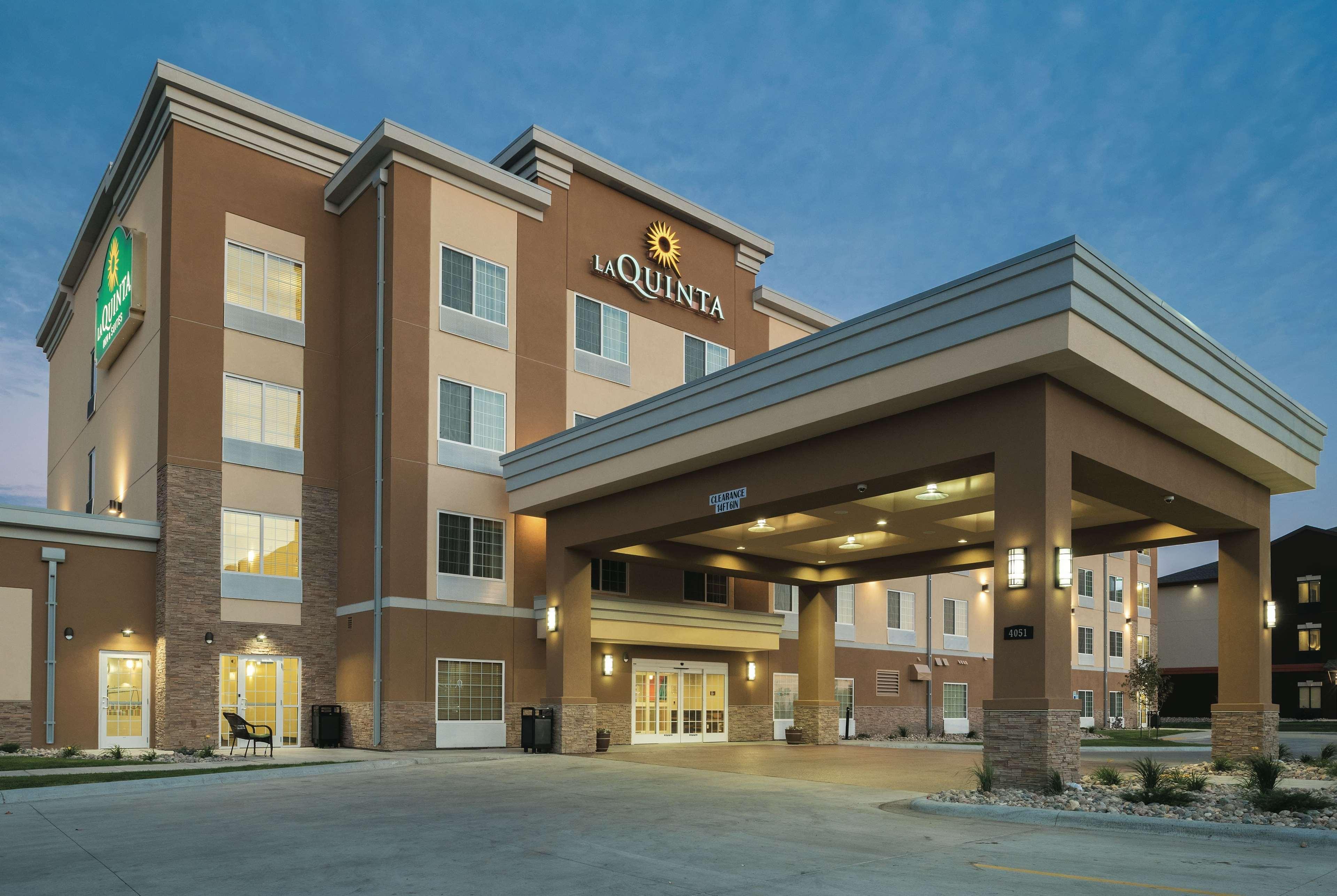 La Quinta By Wyndham Grand Forks Otel Dış mekan fotoğraf